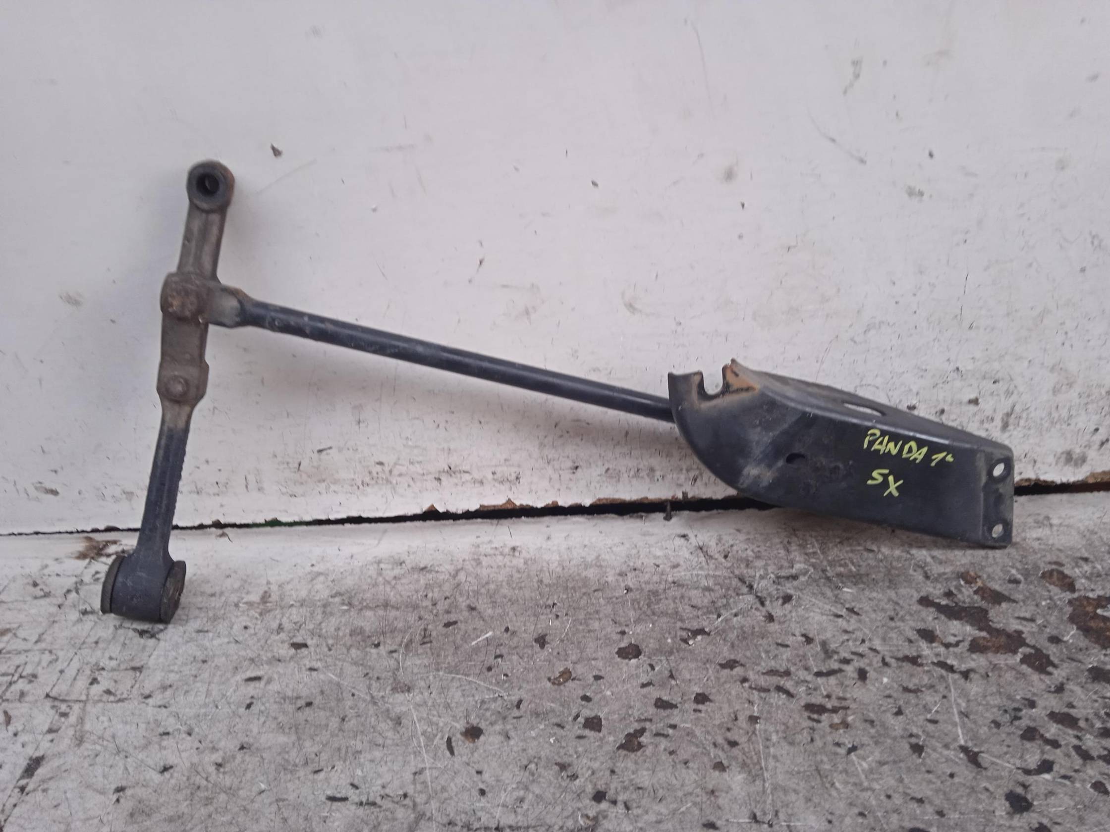 Braccio oscillante sosp. ant. sx.